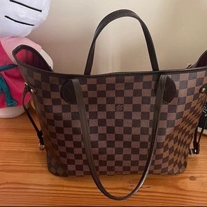 Authentic Louis Vuitton Damier Neverfull MM Tote
